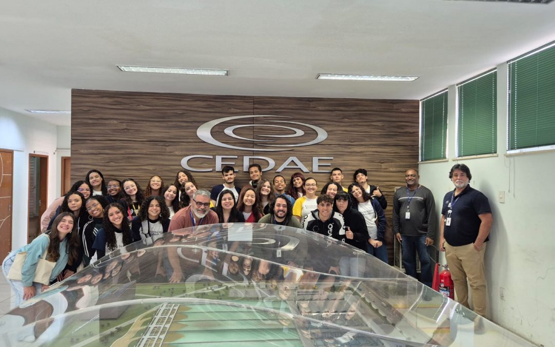 Estudantes participam de visita à Estação de Tratamento de Água do Guandu