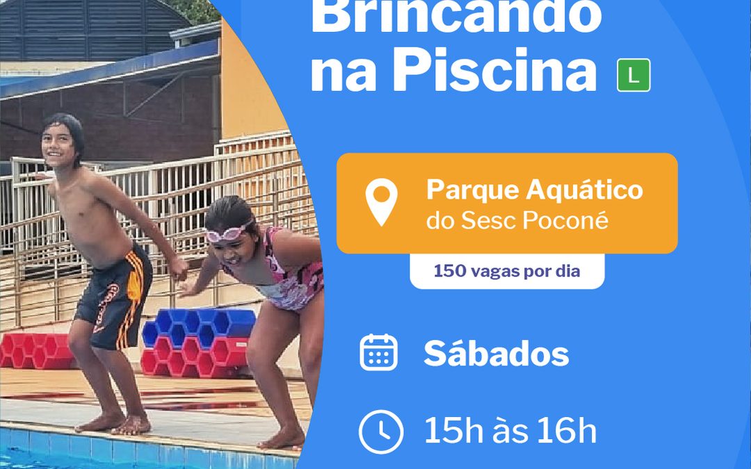 Brincando na Piscina