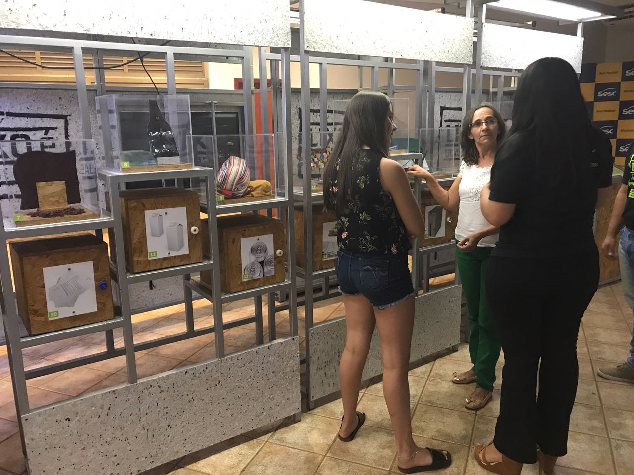 Sesc Pantanal recebe exposições sobre impacto do lixo na sociedade