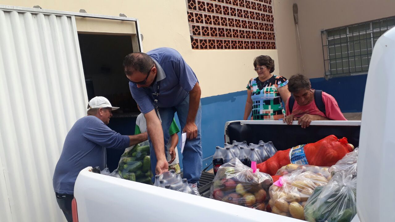Mesa Brasil Sesc chega a Poconé