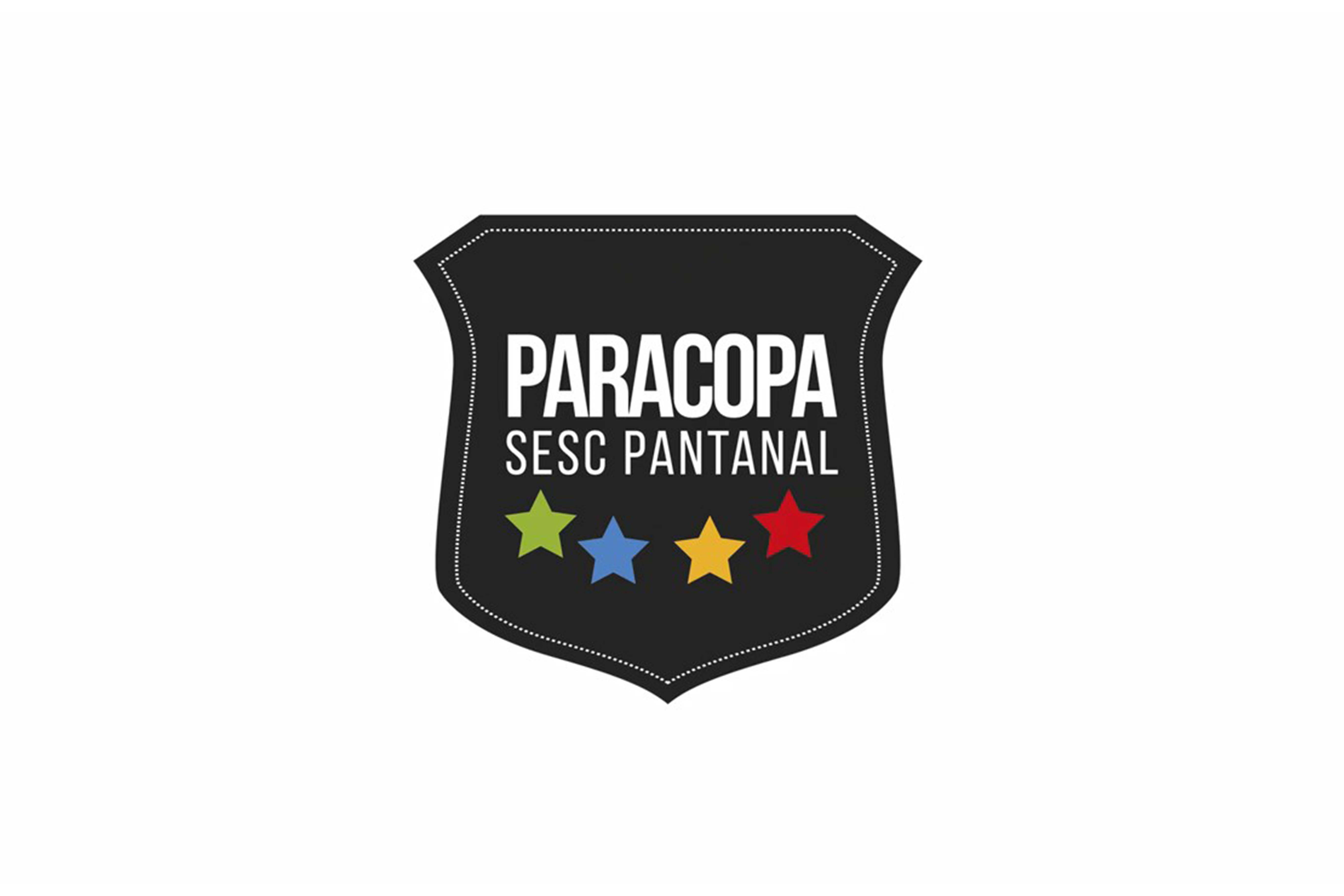 Time de basquetebol em cadeira de rodas treina para evento esportivo em Poconé