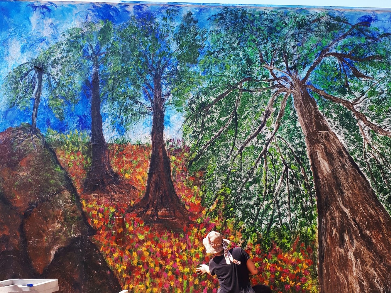 Exposição, ateliê de artes, feira e piquenique saudável são opções gratuitas do fim de semana no Sesc Poconé