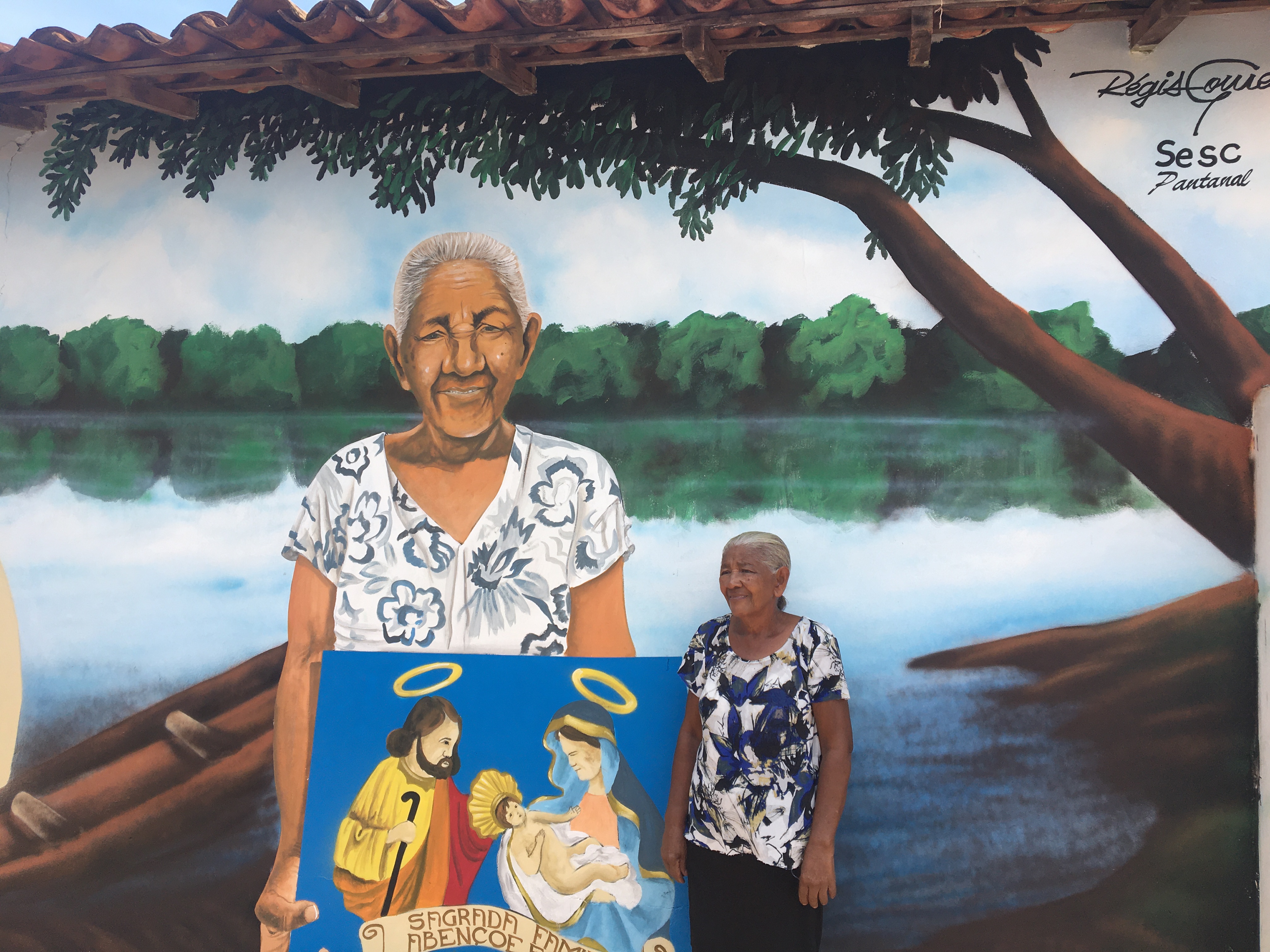 Moradoras viram obra de arte em homenagem do Sesc Pantanal aos 240 anos de Poconé