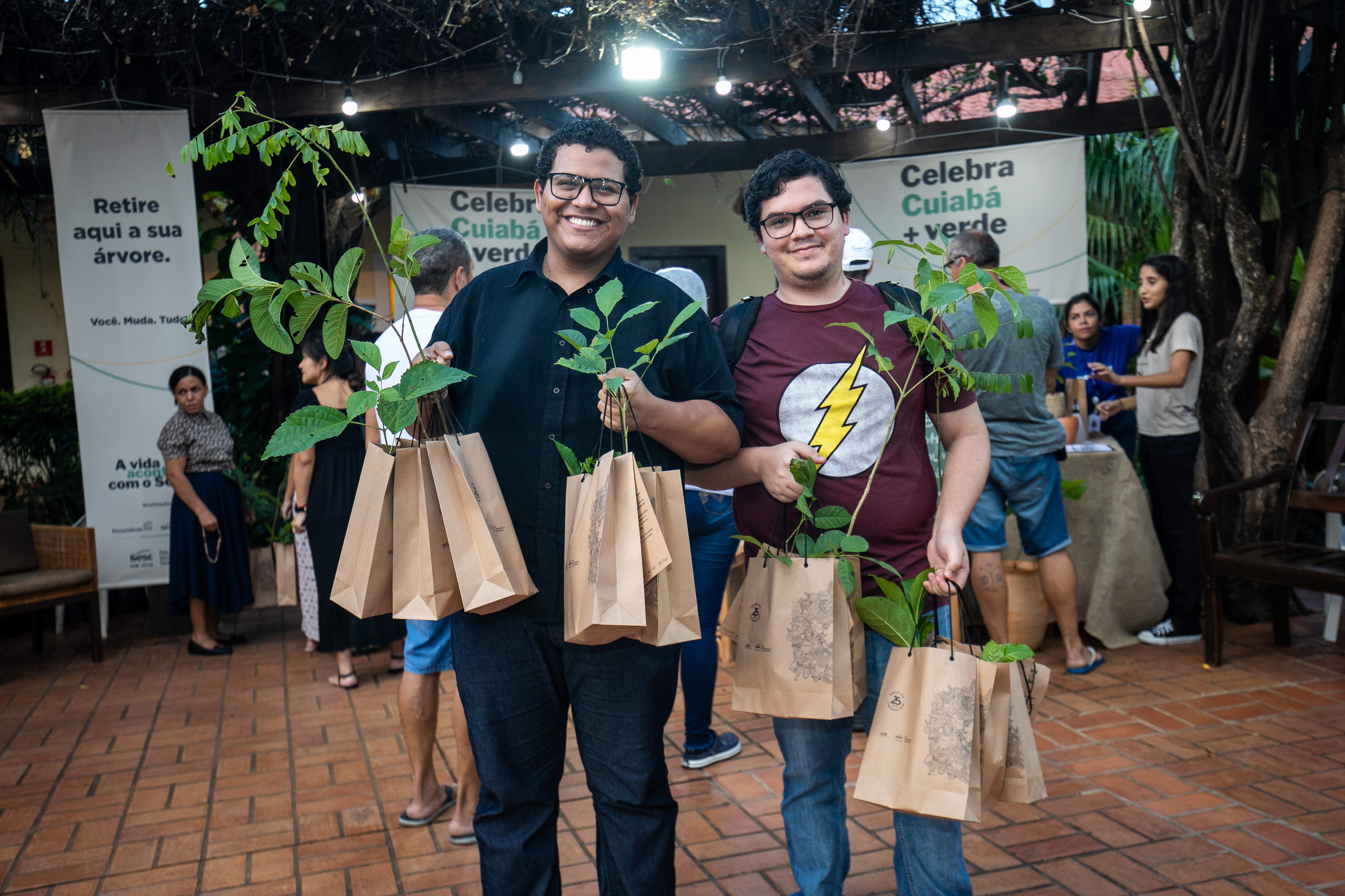Celebra Cuiabá+Verde distribui mais mil mudas de árvores nativas nesta quinta-feira (13)