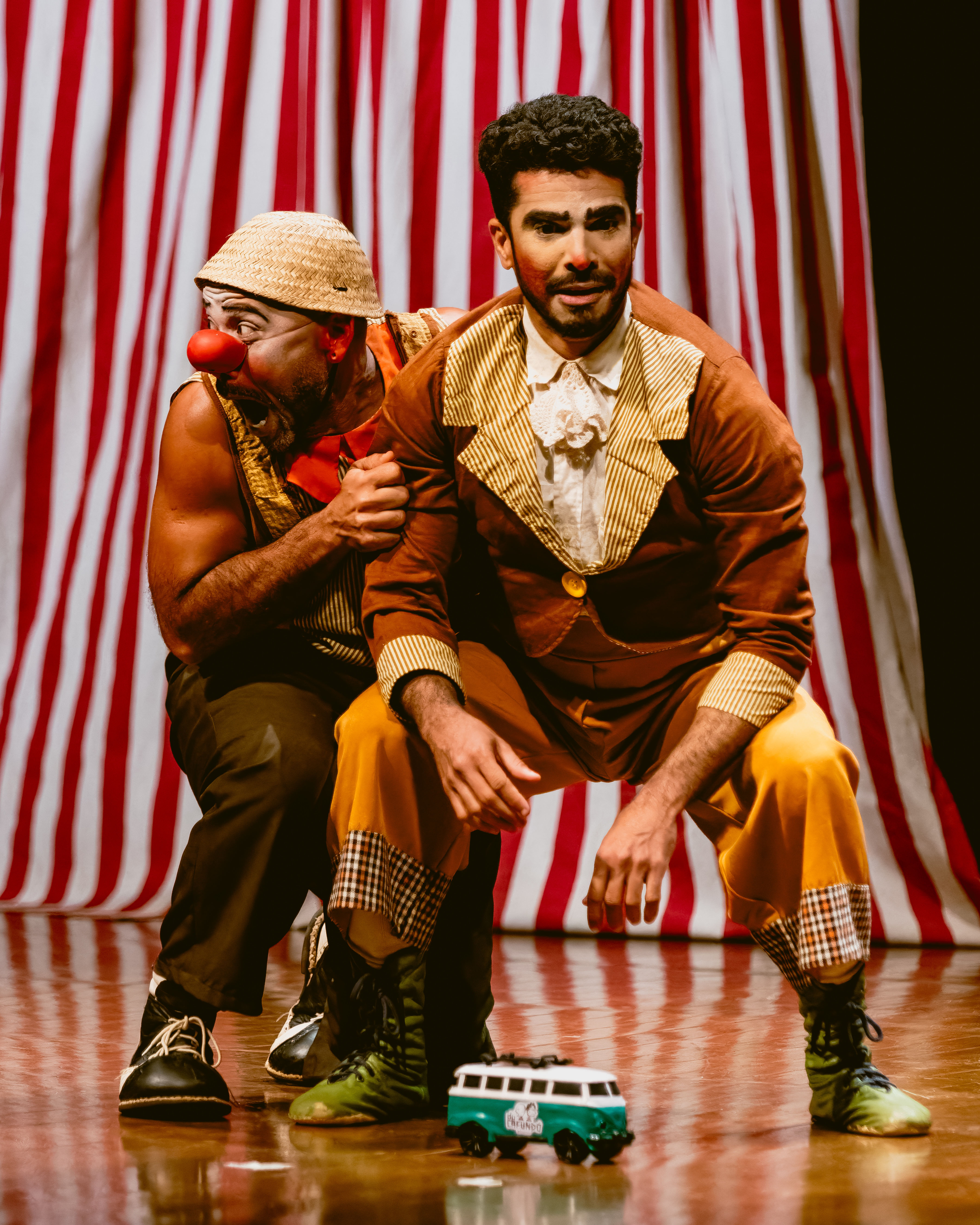 Palco giratório leva circo e diversidade cultural ao Sesc Poconé